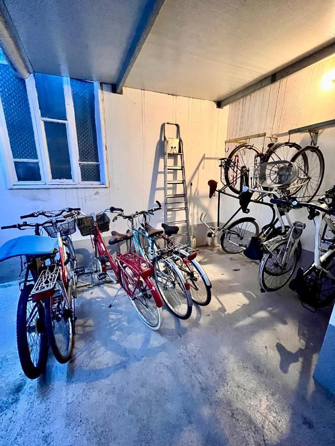 Suite Parking Bike Trieste Bagian luar foto
